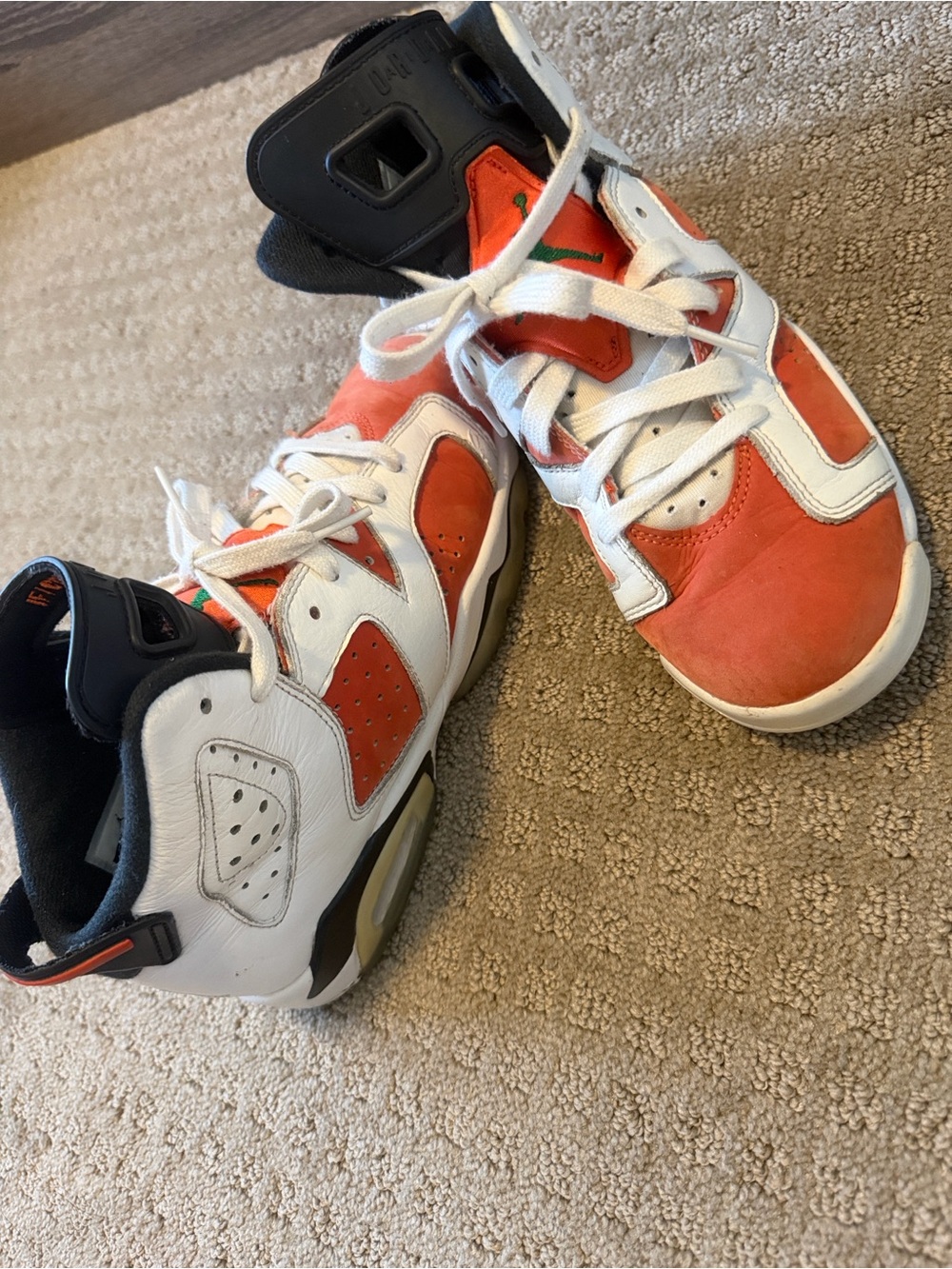 Kids Nike Air Jordan 6 retro and White Basketball Shoes - Brand: